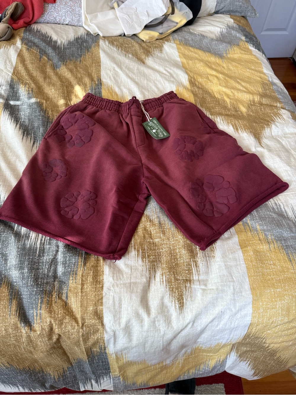 Denim Tears Mono Wreath Beet Root Men’s Shorts Size M